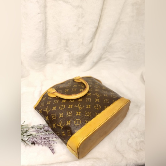 Authentic Louis Vuitton Lockit vertical pm handbag - Picture 6 of 16